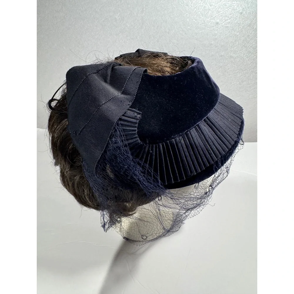 Vintage Camille Vinci Paris Navy Velvet Pillbox Hat Birdcage Veil France Bow